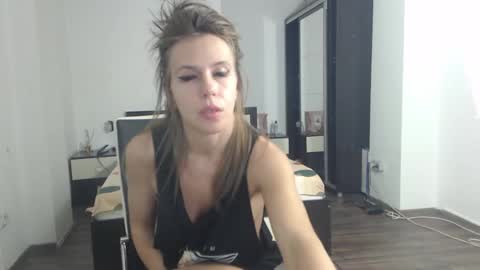 sellena_angels online show from 01/17/25, 06:54