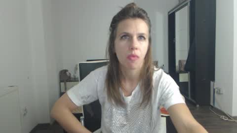 sellena_angels online show from 01/19/25, 09:55