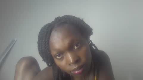 Snapshot of sellinprinces chatting on 09/15/25, 08:09 sellinprinces online show from 09/15/25, 08:09