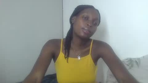 Snapshot of sellinprinces chatting on 09/19/25, 05:02 sellinprinces online show from 09/19/25, 05:02