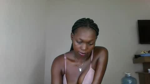 Snapshot of sellinprinces chatting on 10/24/25, 05:15 sellinprinces online show from 10/24/25, 05:15