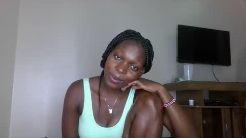 Snapshot of sellinprinces chatting on 10/30/25, 10:10 sellinprinces online show from 10/30/25, 10:10