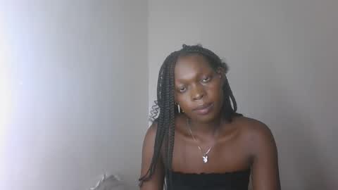 Snapshot of sellinprinces chatting on 11/10/25, 12:15 sellinprinces online show from 11/10/25, 12:15