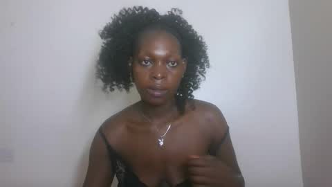 Snapshot of sellinprinces chatting on 11/20/25, 03:39 sellinprinces online show from 11/20/25, 03:39