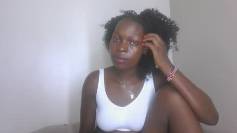 Snapshot of sellinprinces chatting on 11/20/25, 07:46 sellinprinces online show from 11/20/25, 07:46