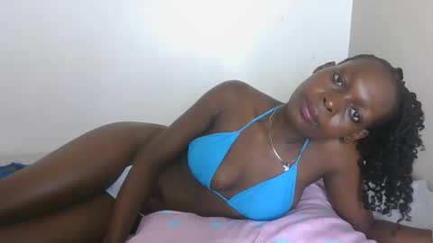 Snapshot of sellinprinces chatting on 11/30/25, 07:40 sellinprinces online show from 11/30/25, 07:40