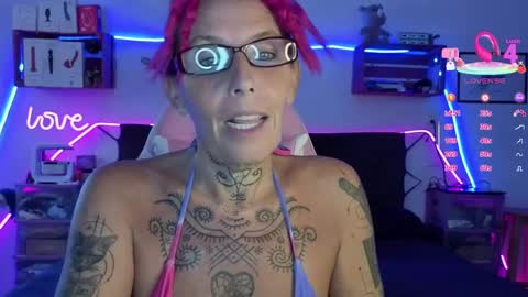 Selvaggia Del Caribe online show from 10/13/25, 04:51