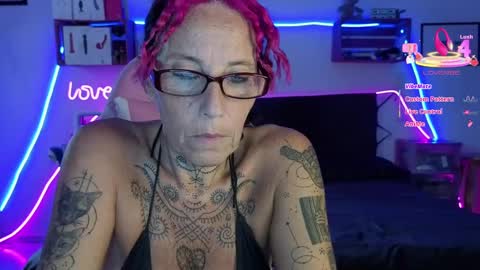 Selvaggia Del Caribe online show from 10/14/25, 04:52