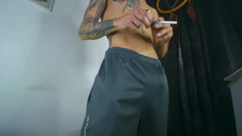 Snapshot of sem_alas chatting on 09/25/25, 02:37 sem_alas online show from 09/25/25, 02:37