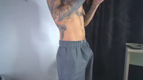 Snapshot of sem_alas chatting on 12/14/25, 03:23 sem_alas online show from 12/14/25, 03:23