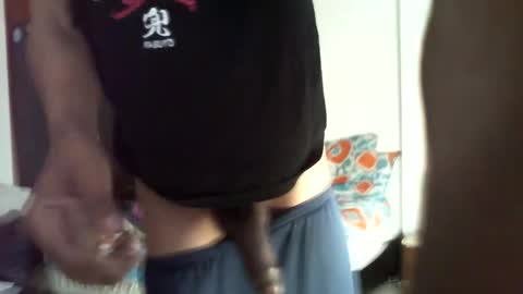 Snapshot of semental24cm chatting on 09/13/25, 01:00 semental24cm online show from 09/13/25, 01:00