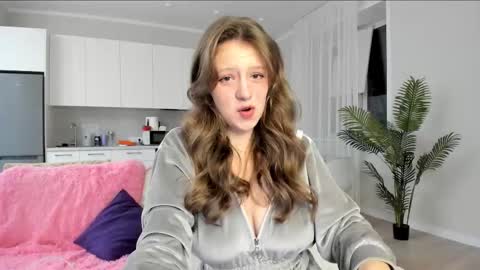 Ami online show from 11/07/25, 12:27