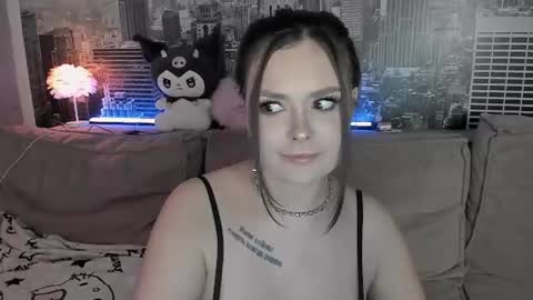 Snapshot of send_me_an_angel chatting on 06/22/26, 09:28 Rita online show from 06/22/26, 09:28