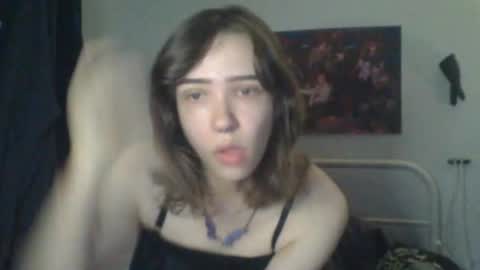 Snapshot of sendforesme chatting on 10/25/25, 12:18 goddess esme online show from 10/25/25, 12:18