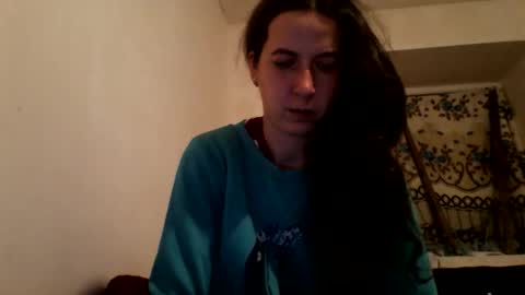 Snapshot of sendiarayl chatting on 12/15/25, 04:44 sendiarayl online show from 12/15/25, 04:44