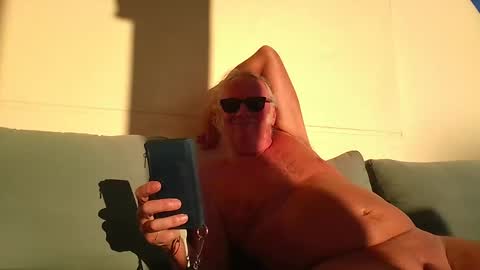 Snapshot of seniorfuntime1556 chatting on 10/03/25, 05:10 Summiteer online show from 10/03/25, 05:10