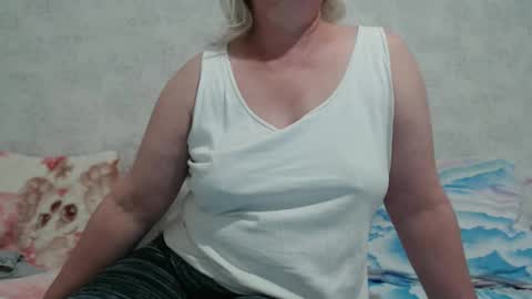 Lenna online show from 12/06/24, 09:54