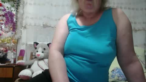 Lenna online show from 12/09/24, 11:47