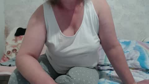 Lenna online show from 01/12/25, 07:31