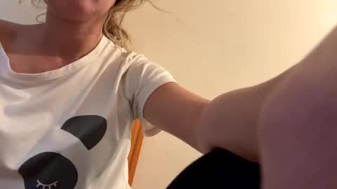 Sennya online show from 09/29/25, 06:29