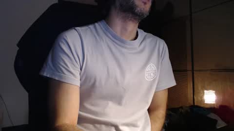 Snapshot of senorneby chatting on 10/23/25, 06:50 senorneby online show from 10/23/25, 06:50