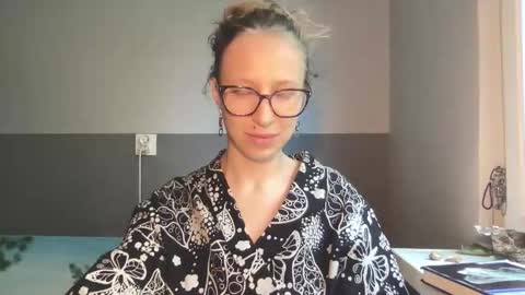 senseinner online show from 09/12/25, 12:05