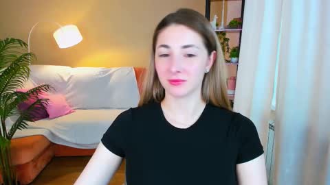 sensitiveheartt online show from 10/04/25, 11:41