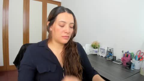 Snapshot of sensual__lady chatting on 12/03/24, 06:28 Samantha - online show from 12/03/24, 06:28