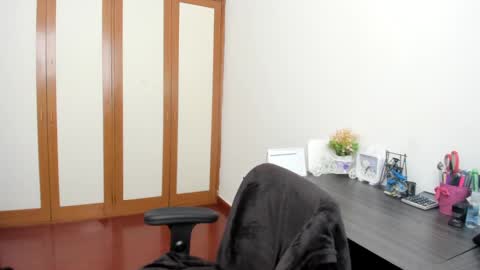 Snapshot of sensual__lady chatting on 12/06/24, 05:33 Samantha - online show from 12/06/24, 05:33