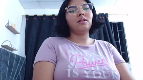 Camille and sophie online show from 12/02/24, 12:41