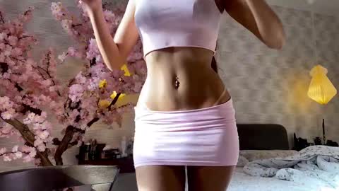 Gia online show from 02/15/25, 10:33