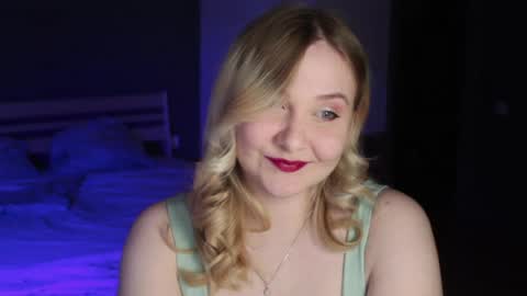 Snapshot of sensual_girrrl chatting on 06/30/26, 12:22 Ilona online show from 06/30/26, 12:22