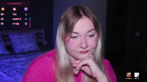 Snapshot of sensual_girrrl chatting on 07/20/26, 12:36 Ilona online show from 07/20/26, 12:36