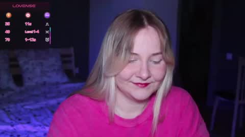 Snapshot of sensual_girrrl chatting on 07/23/26, 12:46 Ilona online show from 07/23/26, 12:46