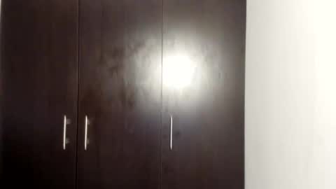 sensual_skinny online show from 09/21/25, 02:13