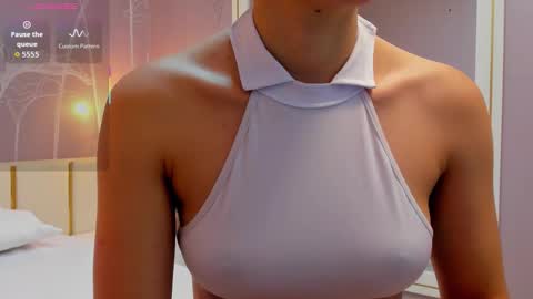 Snapshot of sensual_sophie_ chatting on 10/22/25, 10:15 Sophie online show from 10/22/25, 10:15