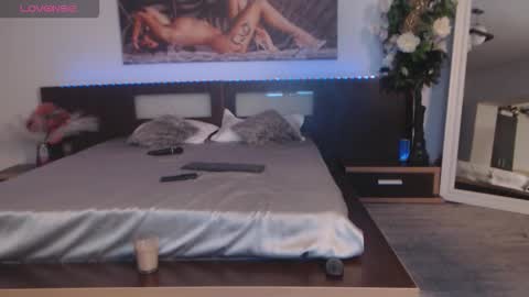 Snapshot of sensualhallie chatting on 11/27/25, 07:38 Hallie online show from 11/27/25, 07:38