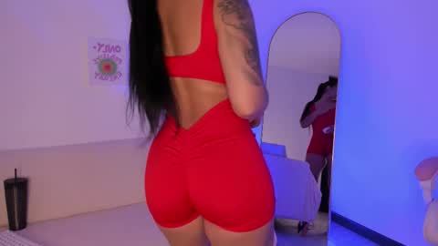 sensualhaven_ online show from 09/15/25, 12:32