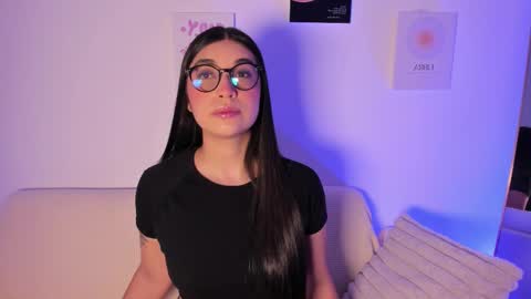 sensualhaven_ online show from 11/24/25, 12:43