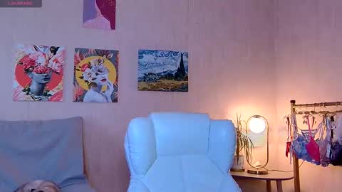 sensuallucy233 online show from 11/24/25, 07:08