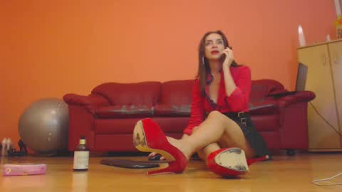 Snapshot of sensualmyra chatting on 12/06/24, 02:17 sensualmyra online show from 12/06/24, 02:17