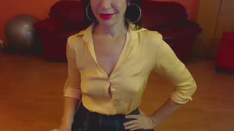 Snapshot of sensualmyra chatting on 12/08/24, 07:05 sensualmyra online show from 12/08/24, 07:05