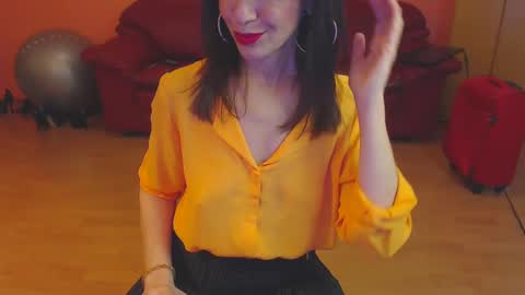 Snapshot of sensualmyra chatting on 01/16/25, 01:47 sensualmyra online show from 01/16/25, 01:47