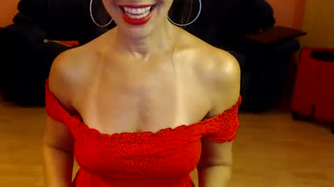 sensualmyra online show from 07/10/26, 10:51
