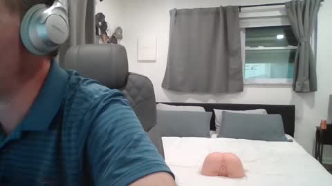 senyai40 online show from 10/09/25, 08:18