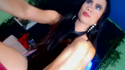 Snapshot of senyora_evangelista chatting on 06/09/26, 01:06 senyora_evangelista online show from 06/09/26, 01:06