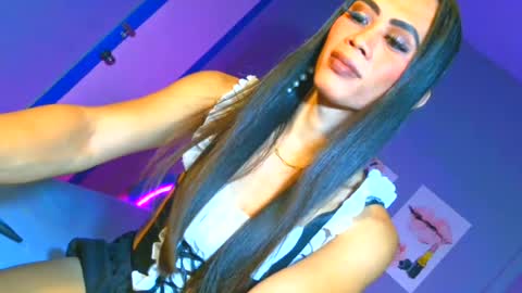 senyora_evangelista online show from 07/23/26, 10:24