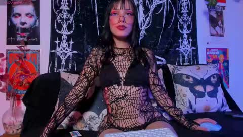 seraphine online show from 10/06/25, 04:54