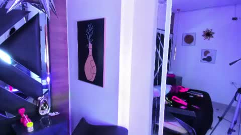 seraphine_nyx online show from 07/12/26, 10:39