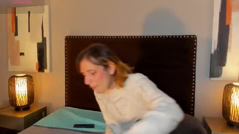 Snapshot of seraphine_star chatting on 03/15/26, 12:55 Seraphine star online show from 03/15/26, 12:55